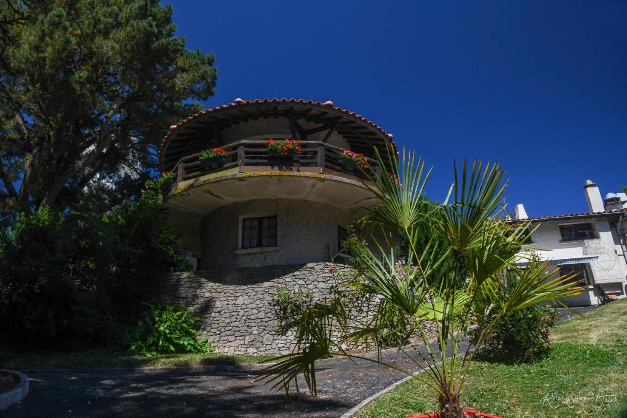Logis La Chaumiere Hotel Saint-Laurent-sur-Sevre