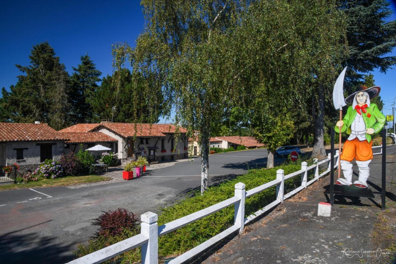 Hotel Logis La Chaumiere 3*
