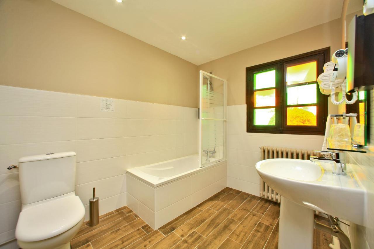 Logis La Chaumiere 3* Saint-Laurent-sur-Sevre